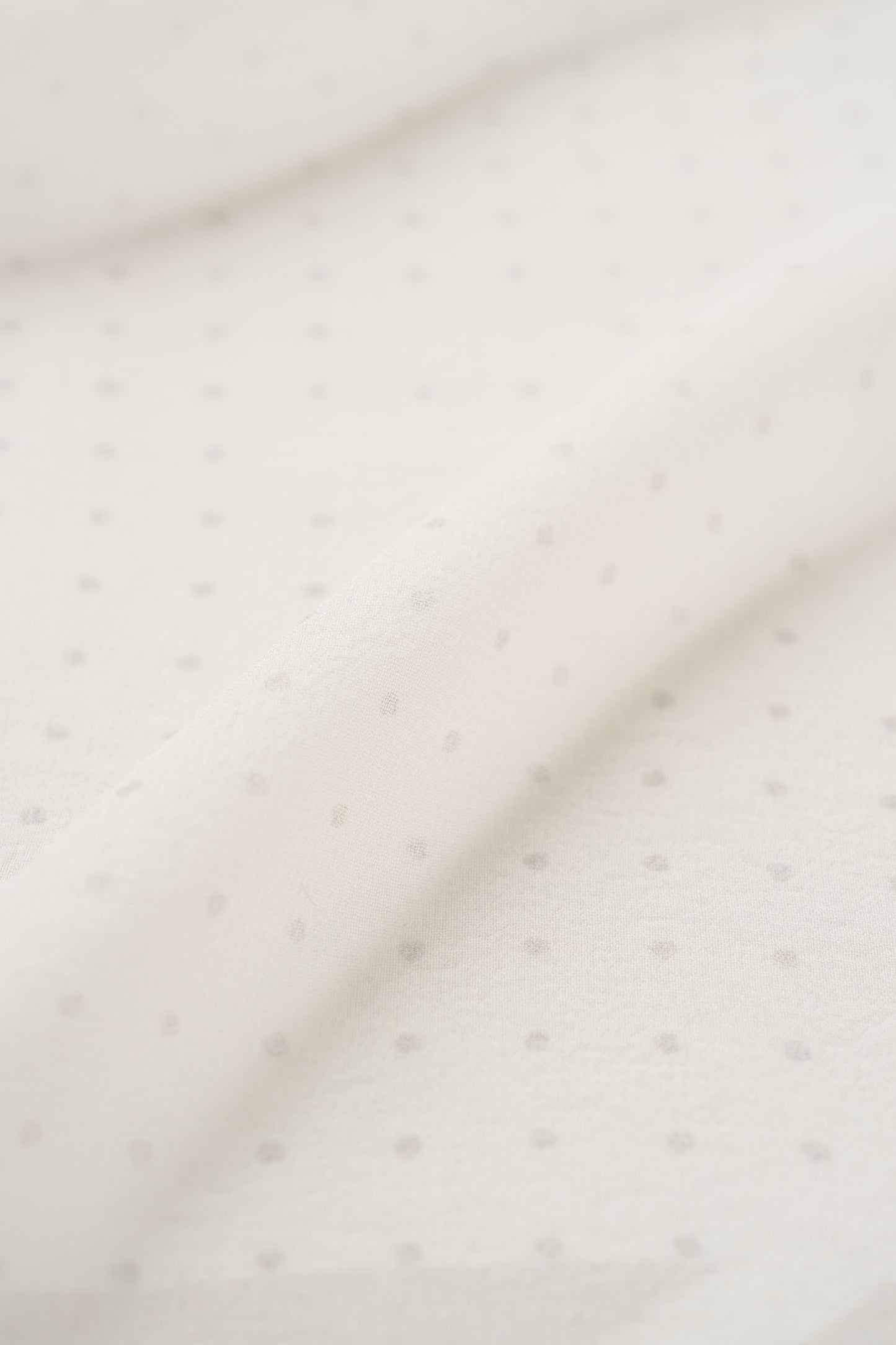 Nebbia Spot Scarf
